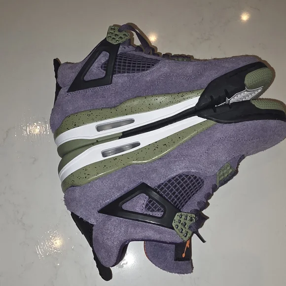 Brand New Never Worn!! Size 8 Air Jordan 4 Retro Mid Canyon Purple Suede - Picture 6 of 14